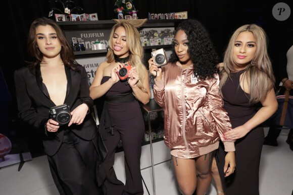 Lauren Jauregui, Dinah Jane Hansen, Normani Hamilton et Ally Brooke du groupe Fifth Harmony à la Soirée "Z100's Jingle Ball 2016" au Madison Square Garden à New York, le 9 décembre 2016.