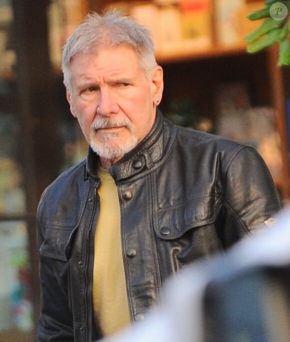 Exclusif - Harrison Ford fait du shopping à Beverly, il est actuellement en post production pour le tournage de Blade Runner 2019 à Beverly Hills le 11 décembre 2016