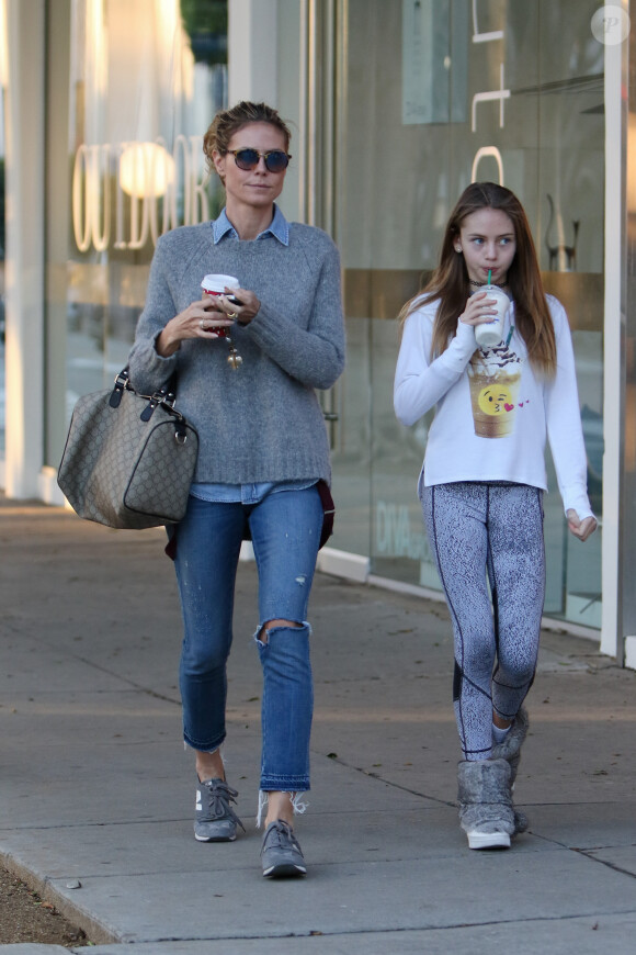Exclusif - Heidi Klum et sa fille Helene dans les rues de Beverly Hills, le 18 décembre 2016.