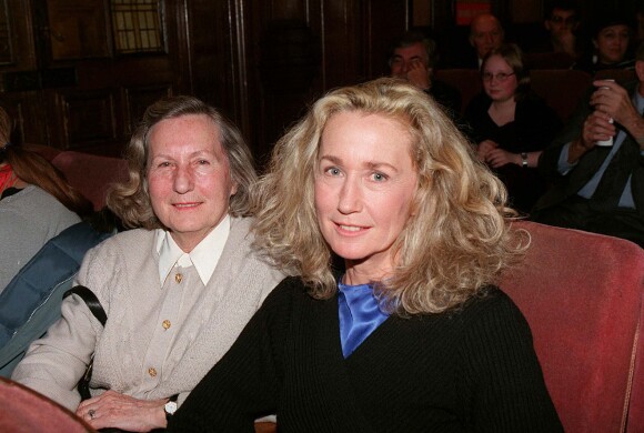 Brigitte Fossey et sa mère Marcelle Feuillade à Paris en 1999.