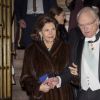La reine Silvia et le roi Carl XVI Gustaf de Suède arrivant au gala de l'Académie Suédoise à Stockholm le 20 décembre 2016.