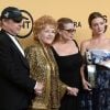 Todd Fisher, Debbie Reynolds, sa fille Carrie Fisher et sa fille Billie Lourd à la press room des SAG awards à Los Angeles le 26 janvier 2015