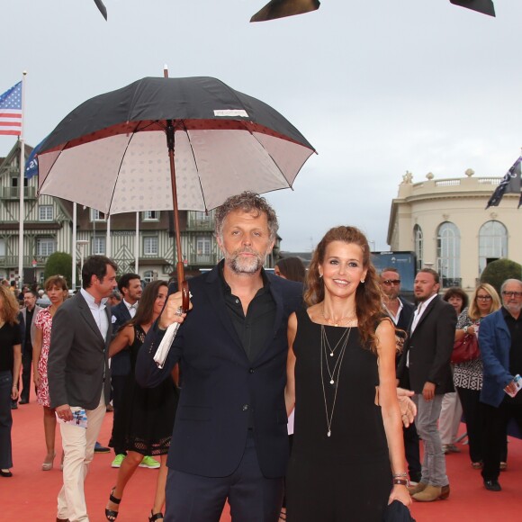 Stéphane Guillon et sa femme Muriel Cousin lors de la projection du film 'War dogs'' lors de la cérémonie de clôture du 42ème Festival du cinéma Américain de Deauville, à Deauville, France, le 10 septembre 2016. © Denis Guignebourg/Bestimage