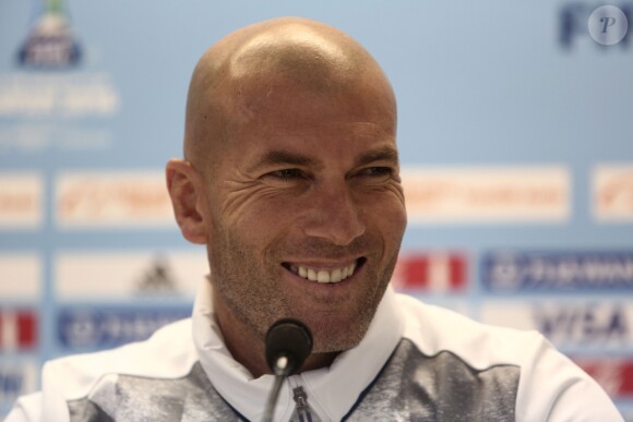 Zinedine Zidane lors d'une conférence de presse organisée à Yokohama, au Japon, le 14 décembre 2016.
