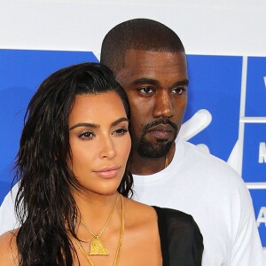 Kanye West et sa femme Kim Kardashian - Photocall des MTV Video Music Awards 2016 au Madison Square Garden à New York. Le 28 août 2016.