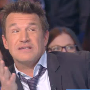 Benjamin Castaldi révèle que le salaire de Sandrine Quétier pour "Danse avec les stars" n'est pas si élevé. Emission "Touche pas à mon poste", lundi 2 janvier sur C8.