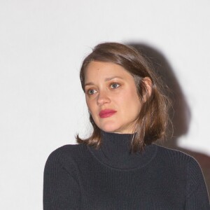 Exclusif - Marion Cotillard, enceinte, à l'avant-première de "Rock'n Roll" au cinéma Kinepolis à Lomme, le 4 Janvier 2017. © Stéphane Vansteenkiste/Bestimage