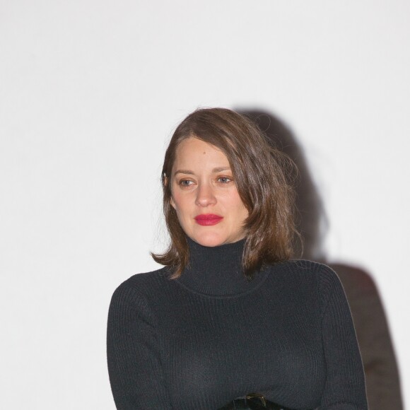 Exclusif - Marion Cotillard, enceinte, à l'avant-première de "Rock'n Roll" au cinéma Kinepolis à Lomme, le 4 Janvier 2017. © Stéphane Vansteenkiste/Bestimage