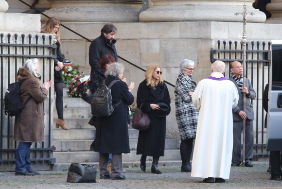 Marc Chérèque et ses proches - Sorties des obsèques de François Chérèque en l'église Saint-Sulpice à Paris. Le 5 janvier 2017