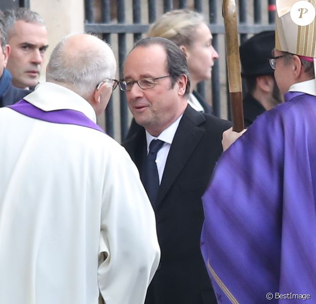 François Hollande, président de la République - Obsèques de François Chérèque, ancien secrétaire général de la CFDT en l'église Saint-Sulpice, Place Saint-Sulpice à Paris, le 5 janvier 2017.