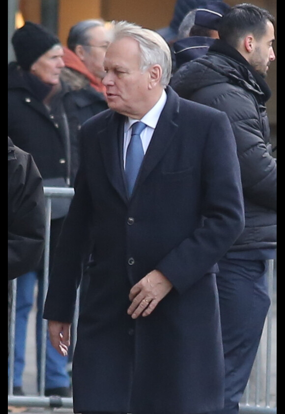 Jean-Marc Ayrault, ministre des affaires étrangères et du développement international  - Obsèques de François Chérèque, ancien secrétaire général de la CFDT en l'église Saint-Sulpice, Place Saint-Sulpice à Paris, le 5 janvier 2017.