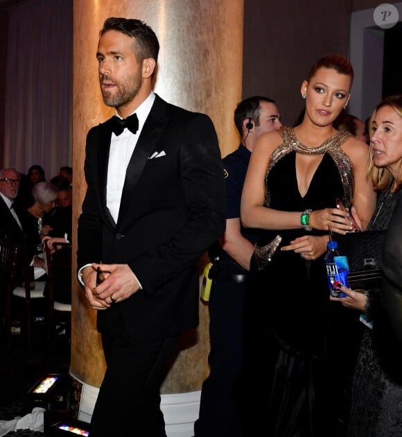 Ryan Reynolds et Blake Lively arrivent dans l'International Ballroom pour les Golden Globe Awards. Los Angeles, le 8 janvier 2017
