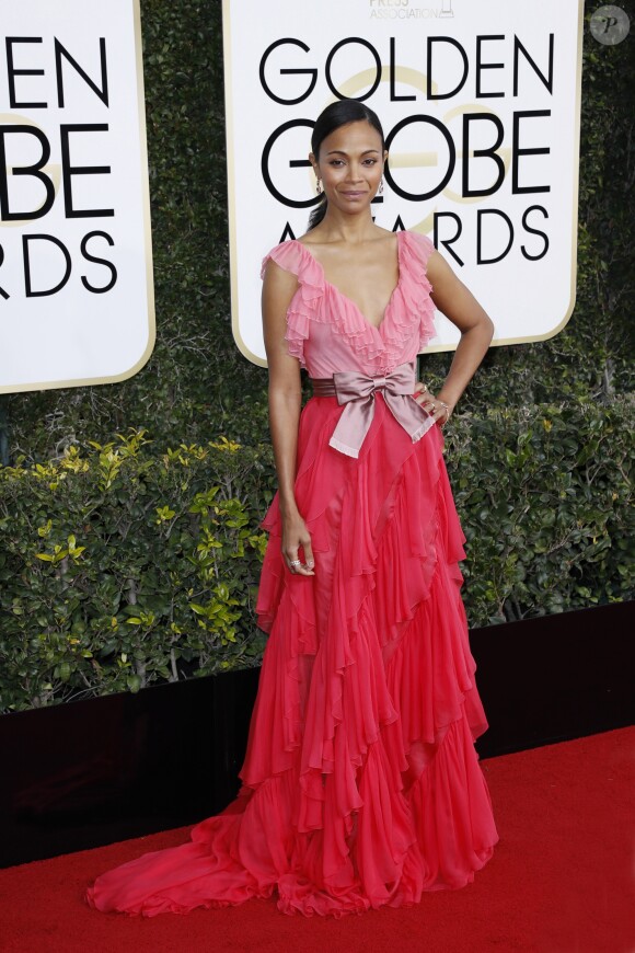 Zoe Saldana, habillée d'une robe Gucci - La 74ème cérémonie annuelle des Golden Globe Awards à Beverly Hills, le 8 janvier 2017. © Olivier Borde/Bestimage