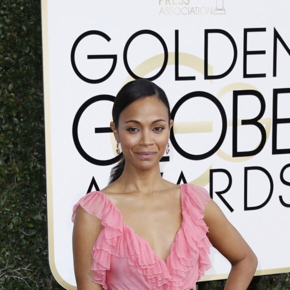 Zoe Saldana, habillée d'une robe Gucci - La 74ème cérémonie annuelle des Golden Globe Awards à Beverly Hills, le 8 janvier 2017. © Olivier Borde/Bestimage