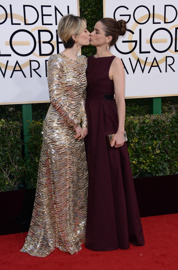 Sarah Paulson et Amanda Peet - La 74ème cérémonie annuelle des Golden Globe Awards à Beverly Hills, le 8 janvier 2017.