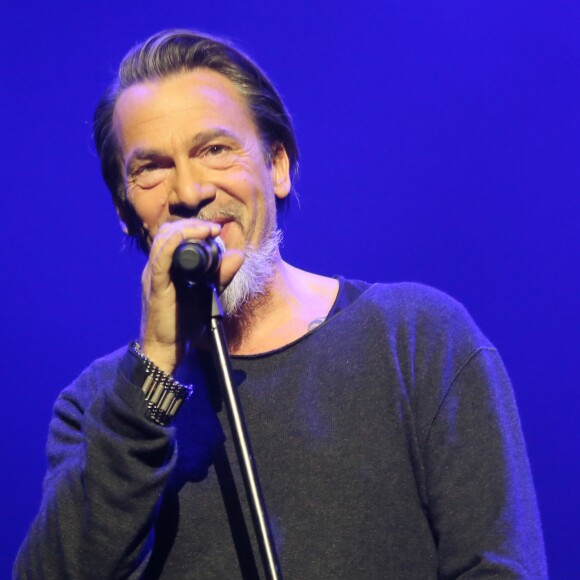 Florent Pagny - 21ème édition des Talents France Bleu en direct des Folies Bergère à Paris le 3 novembre 2016. © CVS/Bestimage
