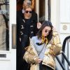 Kendall Jenner et son amie Hailey Baldwin quittent le magasin What Goes Around Comes Around à New York, le 16 janvier 2017.