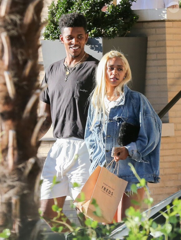 Exclusif - Nick Young fait du shopping avec sa nouvelle petite amie Paloma Ford à Beverly Hills, le 16 octobre 2016