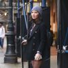 Exclusif - Olivia Munn dans la rue à New York avec sa valise à la sortie de son hôtel le 19 janvier 2017.
