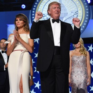 Le 45e président des Etats-Unis Donald Trump et son épouse Melania lors du bal de l'investiture à Washington le 20 janvier 2017