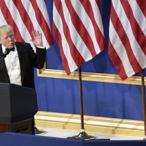 Le 45e président des Etats-Unis Donald Trump et son épouse Melania lors du bal de l'investiture à Washington le 20 janvier 2017