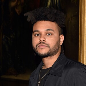 Abel Tesfaye (The Weeknd) au photocall du défilé Dior de la collection Croisette 2017 au Palais de Blenheim à Oxford le 31 mai 2016.