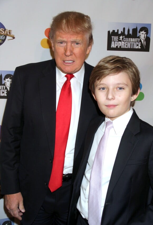 Donald Trump et son fils Barron Trump - Soirée de la série "The Celebrity Apprentice" à New York le 18 février 2015.