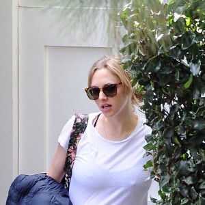 Exclusif - Amanda Seyfried enceinte à la sortie d'une maison à Beverly Hills, le 21 janvier 2017