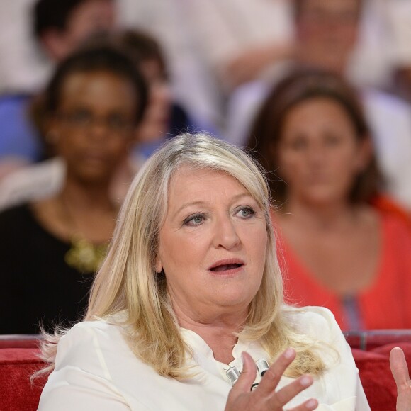 Charlotte de Turckheim - Enregistrement de l'émission "Vivement Dimanche" à Paris le 13 mai 2015 e