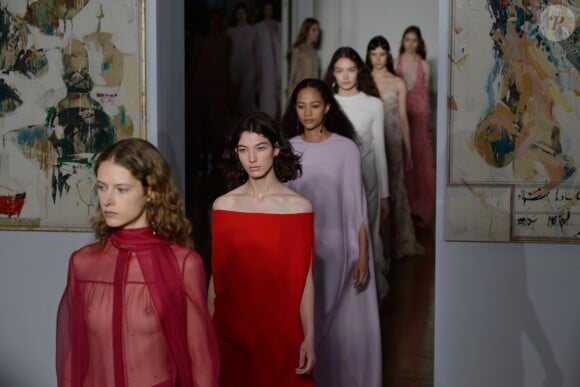 Défilé Valentino, collection Haute Couture printemps-été 2017 à l'hôtel Salomon de Rothschild. Paris, le 25 janvier 2016.