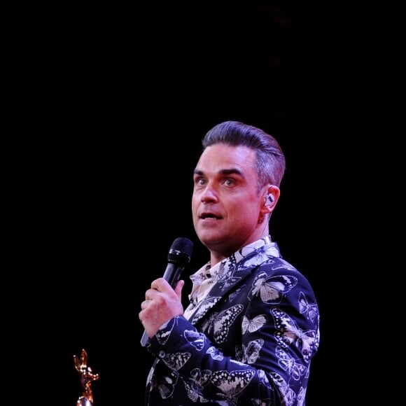 Robbie Williams - Célébrités lors de la soirée du "Bambi Awards 2016" à Berlin le 17 novembre 2016