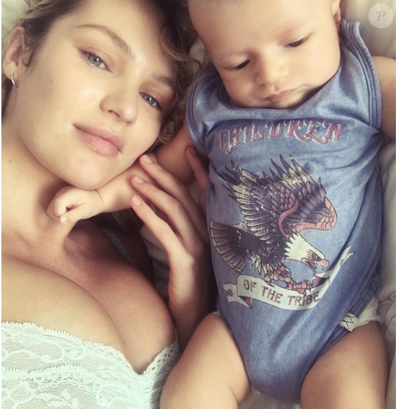 Candice Swanepoel et son fils Anacã (photo publiée le 18 novembre 2016)