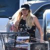 Exclusif - Hilary Duff à la sortie d'un supermarché à Studio City, le 17 janvier 2017