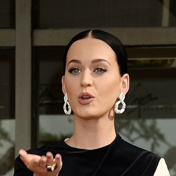Katy Perry à Los Angeles, le 15 novembre 2016.