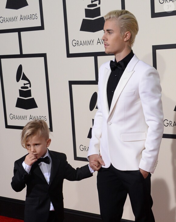 Justin Bieber et son petit frère Jaxton - La 58ème soirée annuelle des Grammy Awards au Staples Center à Los Angeles, le 15 février 2016.
