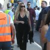 Khloe Kardashian (claquettes en fourrure)quitte le Costa Rica après des vacances fabuleuses dans le complexe Villa Manzu situé sur la célèbre péninsule de Papagayo. La villa de luxe à couper le souffle comprend 27.000 mètres carrés, 180 degrés vue panoramique sur la mer et huit chambres luxueusement aménagées. Le 30 janvier 2017