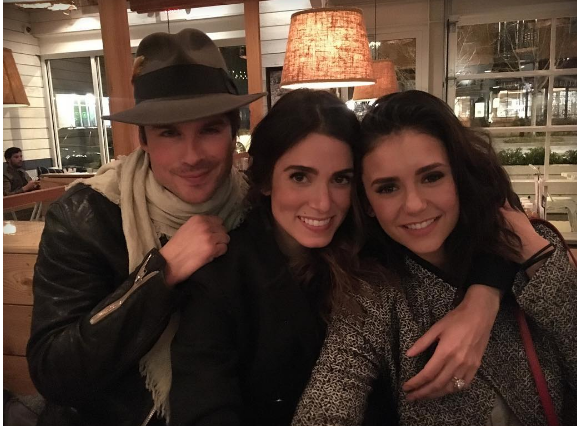 Ian Somerhalder retrouve son ex Nina Dobrev lors d'un dîner avec sa femme Nikki Reed. Photo publiée sur Instagram le 7 février 2017