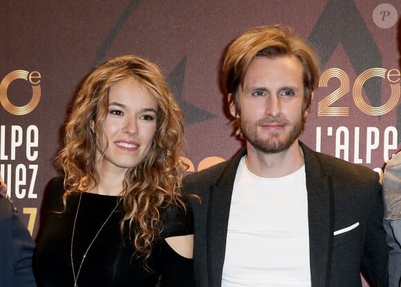 Elodie Fontan, son compagnon Philippe Lacheau pour le film "Alibi.com" lors du 20e Festival du film de comédie à l'Alpe d'Huez, le 20 janvier 2017. © Dominique Jacovides/Bestimage