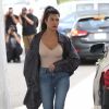 Kourtney Kardashian est allée déjeuner avec ses soeurs et une amie au café Vega à Sherman Oaks. Le 8 février 2017