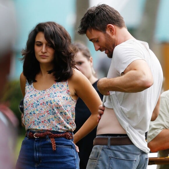 Exclusif - Chris Evans et Jenny Slate sur le tournage de "Gifted" à Atlanta le 9 octobre 2015.