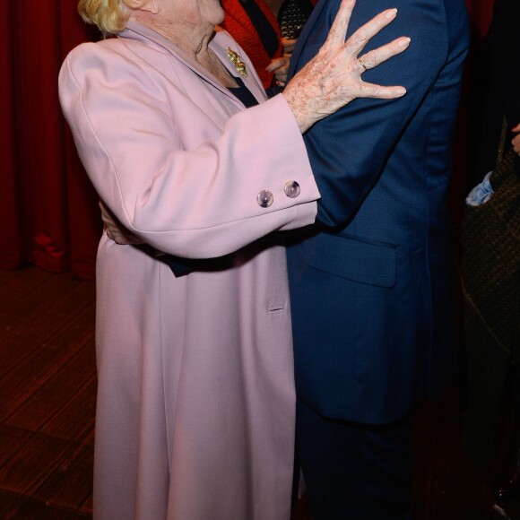Exclusif - Line Renaud et Emmanuel Macron - Représentation de la pièce "Pleins Feux" au théâtre Hébertot à Paris le 2 février 2017. © Coadic Guirec/Bestimage