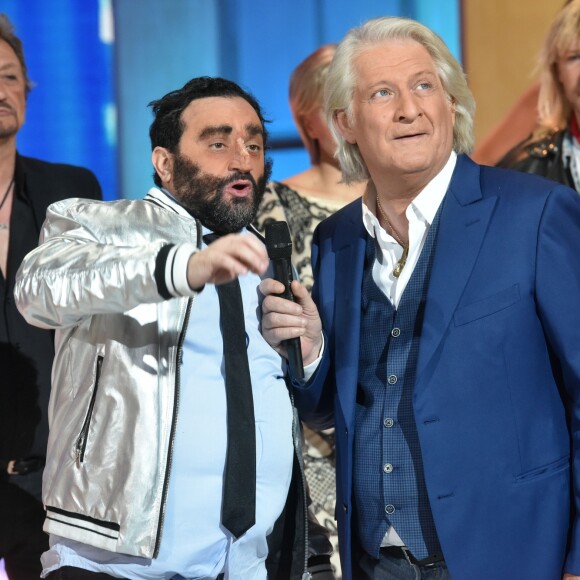 Exclusif - Cyril Hanouna déguisé en sosie de Cyril Hanouna et Patrick Sébastien - Patrick Sébastien présente en direct sur France 2 "Le Grand Burlesque" à Saint-Denis, France, le 11 février 2017. © Giancarlo Gorassini/Bestimage