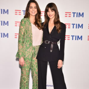 Anouchka Delon et Annabelle Belmondo lors du 67e festival de la chanson italienne à San Remo, Italie, le 10 février 2017.