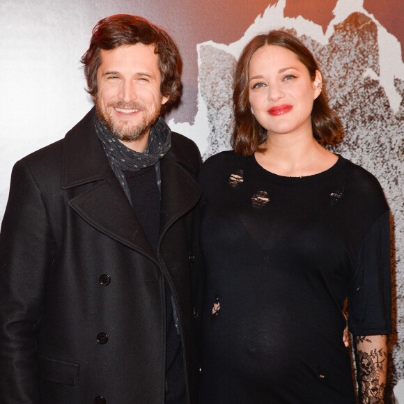 Guillaume Canet et sa compagne Marion Cotillard enceinte - Avant-première du film "Rock'n Roll" au Pathé Beaugrenelle à Paris le 13 février 2017. © Coadic Guirec / Bestimage