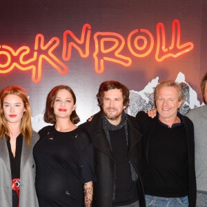 Maxim Nucci, Camille Rowe-Pourcheresse, Marion Cotillard enceinte, Guillaume Canet, Philippe Lefebvre, guest et Alain Attal - Avant-première du film "Rock'n Roll" au Pathé Beaugrenelle à Paris le 13 février 2017. © Coadic Guirec / Bestimage