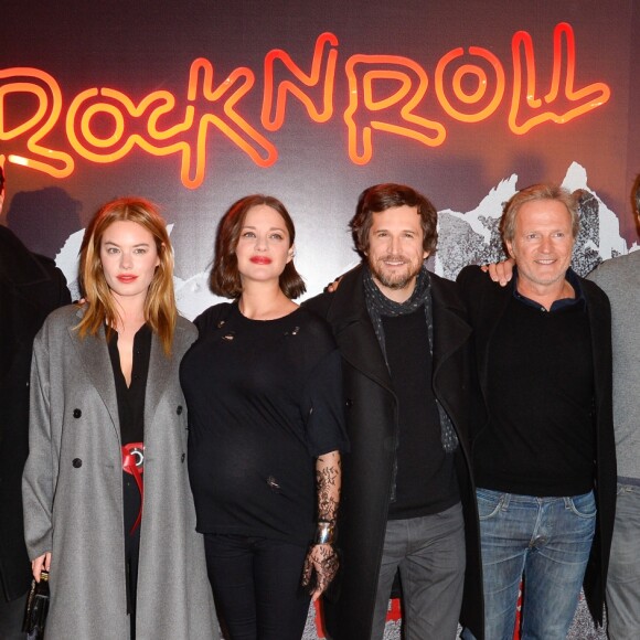 Maxim Nucci, Camille Rowe-Pourcheresse, Marion Cotillard enceinte, Guillaume Canet, Philippe Lefebvre, guest et Alain Attal - Avant-première du film "Rock'n Roll" au Pathé Beaugrenelle à Paris le 13 février 2017. © Coadic Guirec / Bestimage