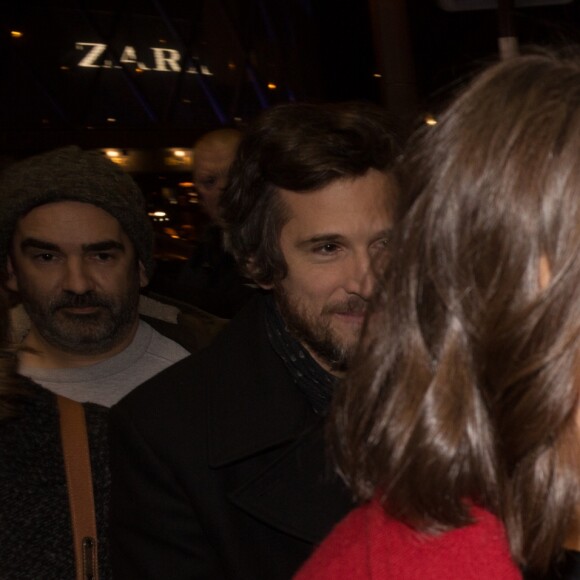 Marion Cotillard enceinte arrive à l'avant-première du film "Rock'n Roll" au Pathé Beaugrenelle à Paris le 13 février 2017. © Lionel Urman /Bestimage