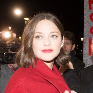 Marion Cotillard enceinte arrive à l'avant-première du film "Rock'n Roll" au Pathé Beaugrenelle à Paris le 13 février 2017. © Lionel Urman /Bestimage