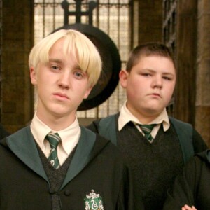 Scarlett Byrne, à droite, incarnait Pansy Parkinson dans la saga Harry Potter.