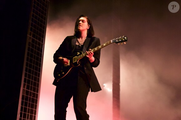 Romy Madley Croft du groupe The XX en concert au Zénith de Paris, France, le 14 février 2017. © Lise Tuillier